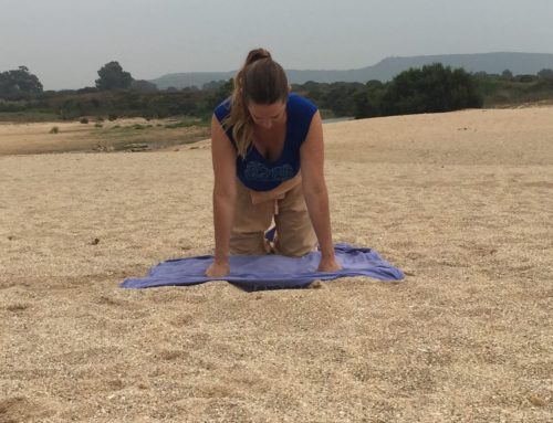 Como hacer yoga en la playa